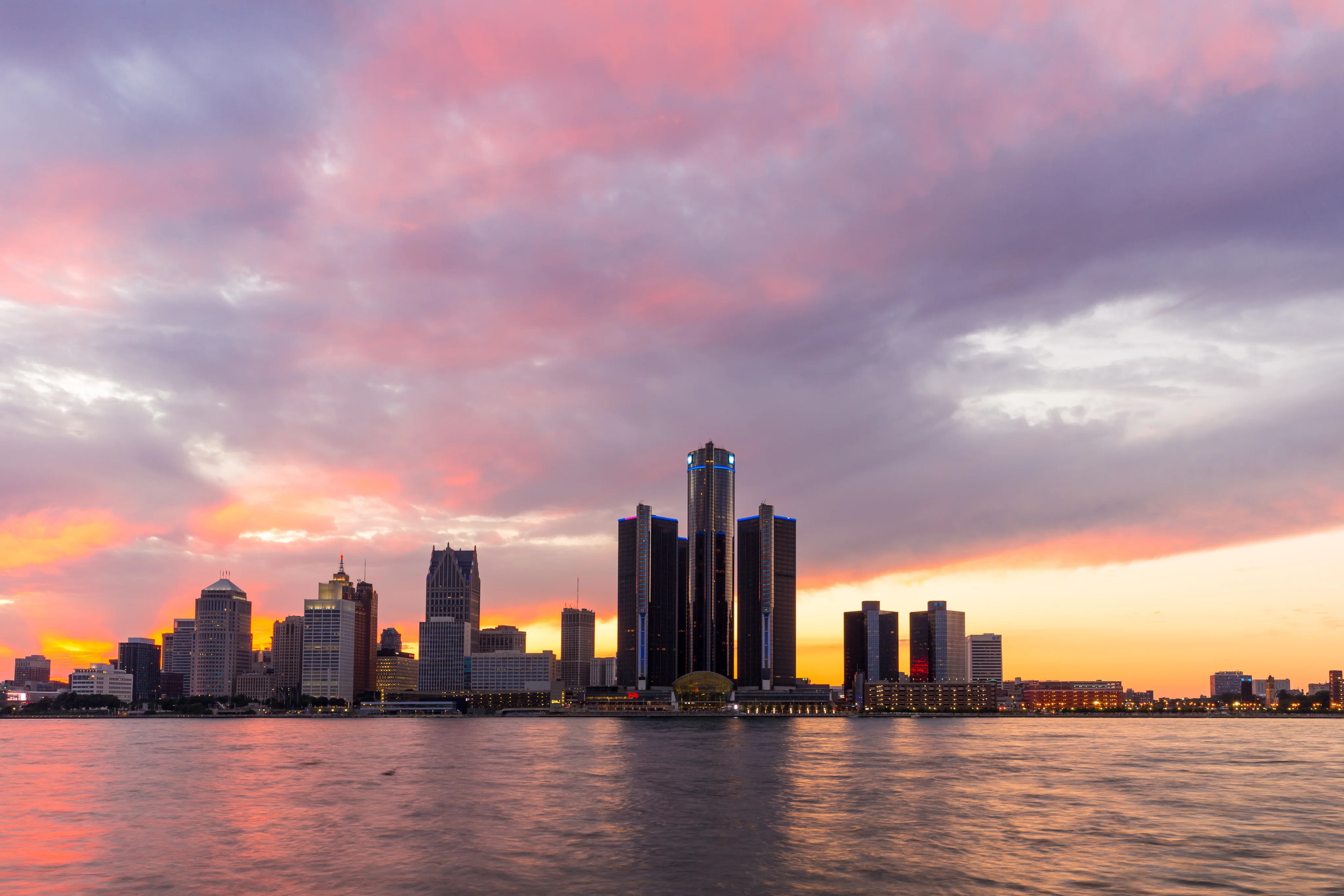 Board-certified oral surgeons providing dental implants and wisdom teeth removal in Metro Detroit