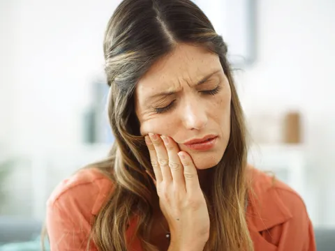 Tooth extraction consultation at Oral Surgery Group